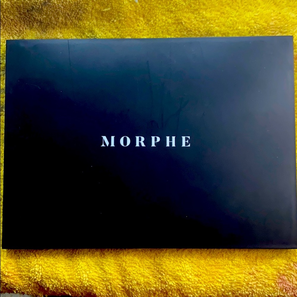 Morphe 35V Stunning Vibes palette